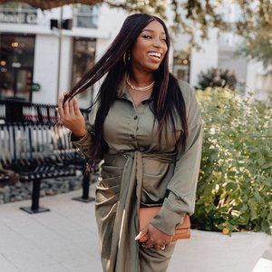 Womens Green Satin Long Sleeve Dress